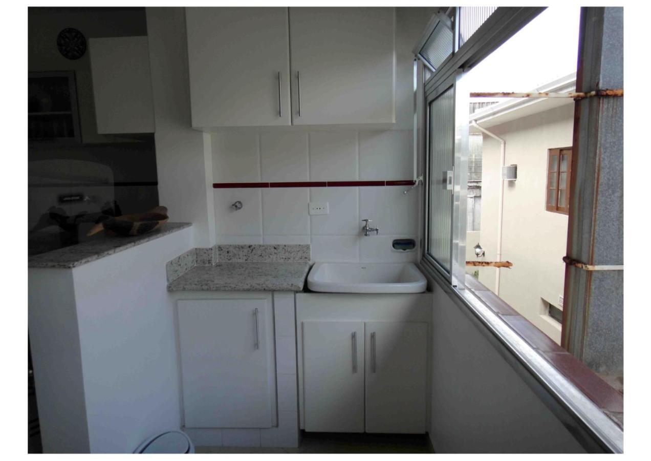 Guaruja, Apartamento A 100 Metros Da Praia Da Enseada. Exterior photo
